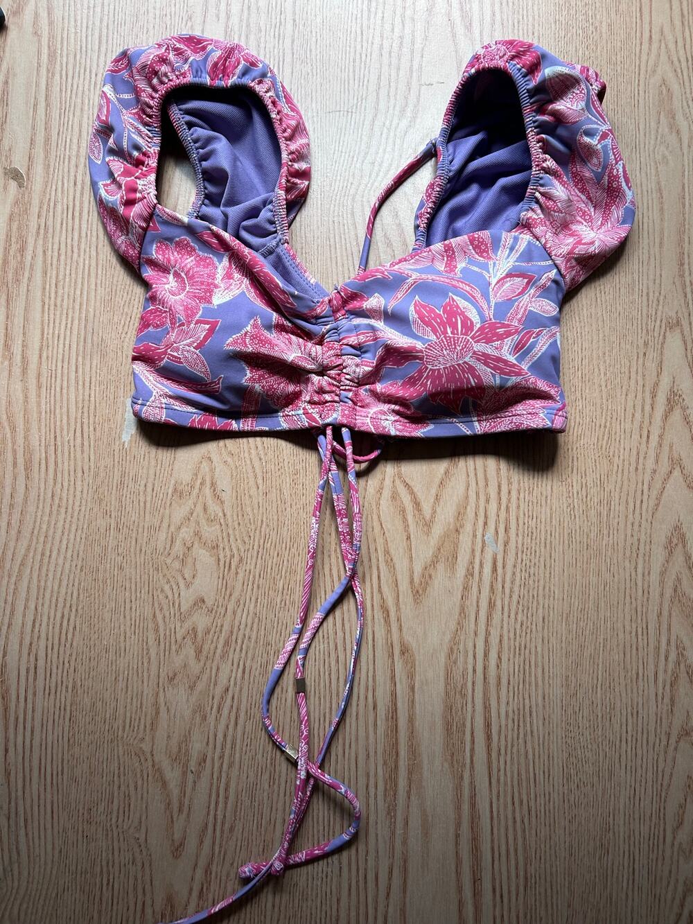 B45 New Women’s Time and Tru Bikini Top Lavender/Lilac/Pink size Medium 8-10